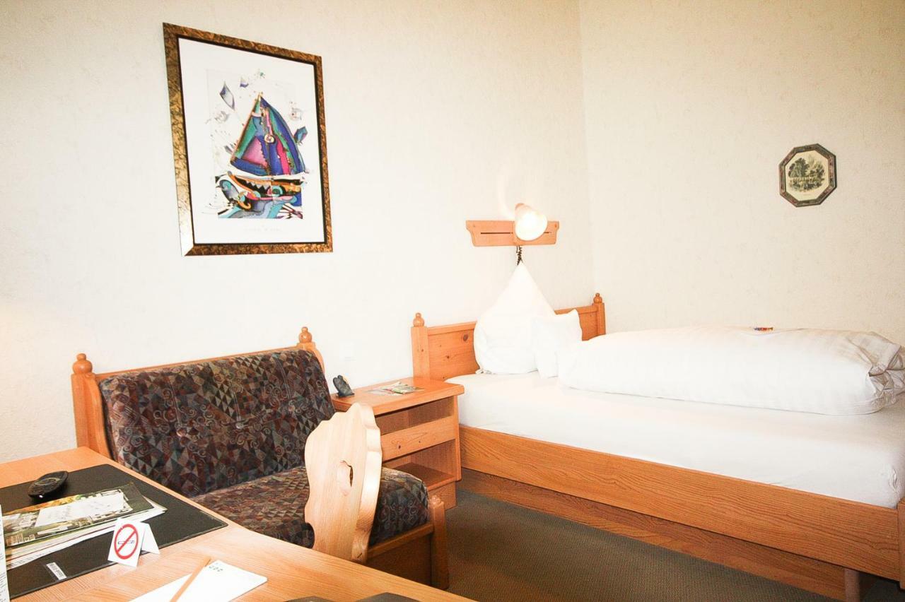 Landhotel Restaurant Gaertner Mücke Exteriör bild